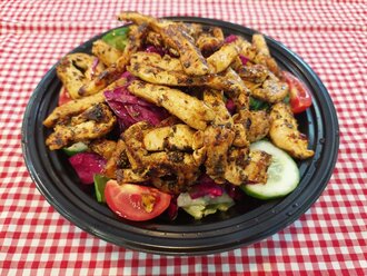 Izgara Tavuk Salata görseli