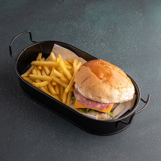 Füme Burger & Patates Kızartması görseli