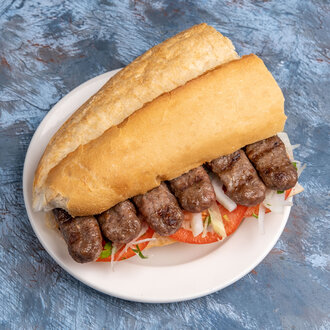 Yarım Ekmek Arası Köfte görseli