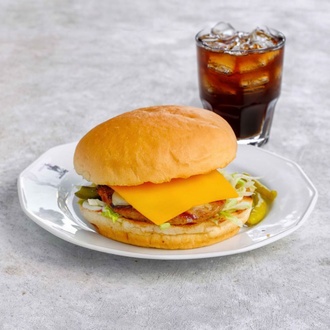 Cheeseburger Menü 2 görseli