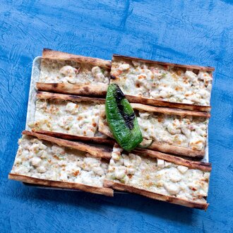 Hanem Tavuklu Pide görseli