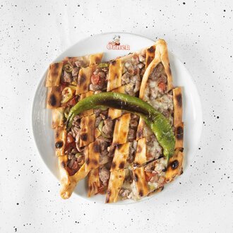 Kuşbaşılı Pide görseli