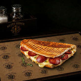Yarım Ekmek Arası Karışık Tost görseli