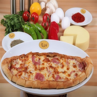 Sosisli Mantarlı Pide görseli