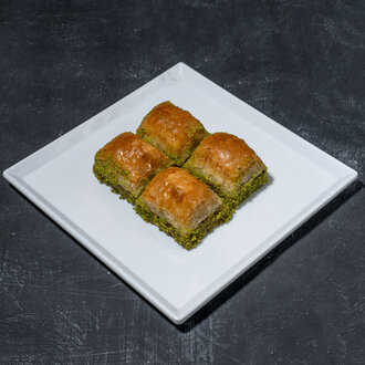 Fıstıklı Kare Baklava (1 Kg.) görseli