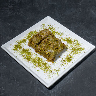 Fıstıklı Cimcik Baklava (1 Kg.) görseli