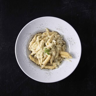 Pesto Soslu Makarna görseli