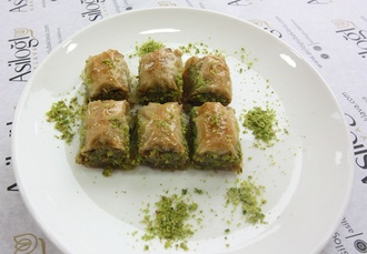 Asiloğlu Özel Fıstıklı Baklava (500 Gr.) görseli