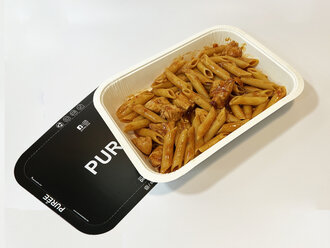 Acılı Tavuklu Penne görseli