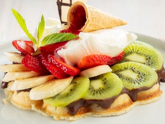 Meyveli Waffle görseli