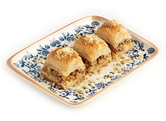 Mado Cevizli Özel Baklava görseli