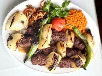 Soğanlı Kebap görseli