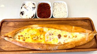 Kaşarlı Yumurtalı Pide görseli