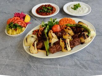Soğanlı Kebap görseli