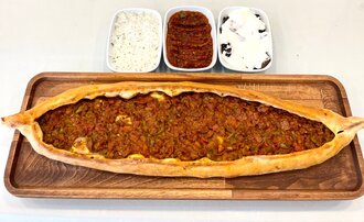 Kuşbaşılı Pide görseli