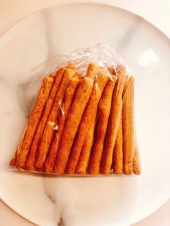 Tam Buğday Unlu Tereyağlı Çubuk (200 Gr.) görseli