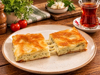 Mozzarella Peynirli Su Böreği görseli