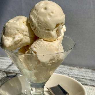 Artizan Dondurma Sade(şeker İlavesiz, %100 Jersey İnek Sütü)(500ml) görseli