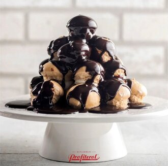 Profiterol (1,5 Kg) görseli