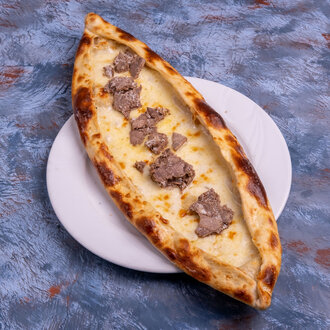 Kavurmalı Kaşarlı Pide görseli