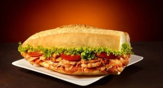 Yarım Ekmek Arası Tavuk Döner görseli