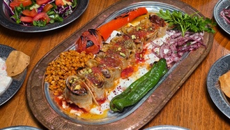 Sarma Beyti Kebap görseli
