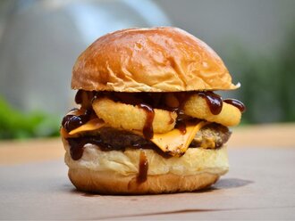 Onionring Burger görseli