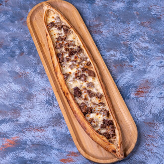 Kavurmalı Kaşarlı Pide görseli