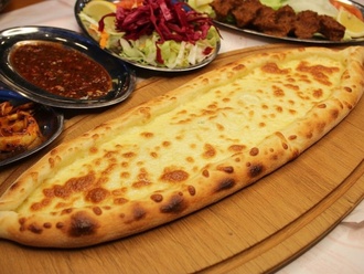 Kaşarlı Pide görseli