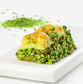 Bol Fıstıklı Baklava (500 Gr.) görseli