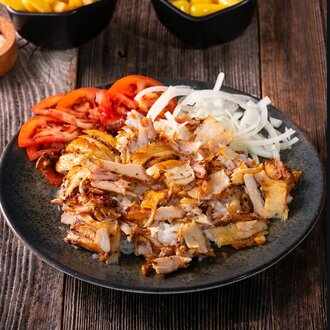 Pilav Üstü Tavuk Döner görseli