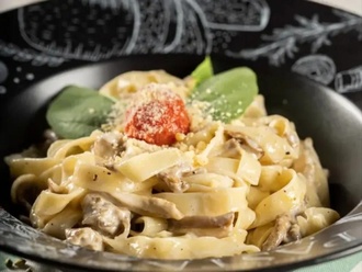 Tavuklu Fettuccine görseli