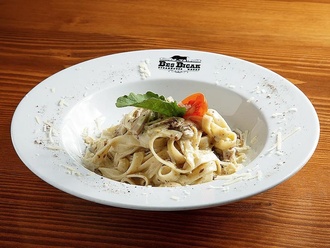 Mantar Soslu Fettuccine görseli