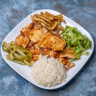 Pilav Üstü Tavuk Döner görseli