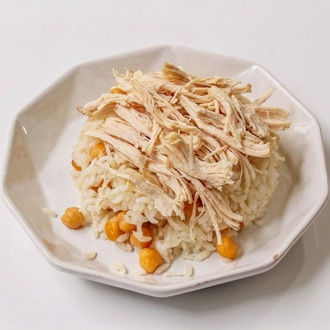 Kuru Fasulyeli Tavuklu Pilav görseli