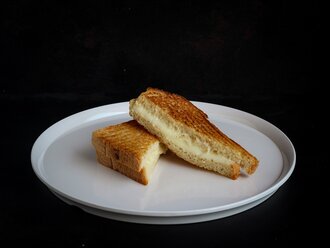 Çift Kaşarlı Tost görseli