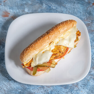 Tavuklu Kaşarlı Sandviç görseli