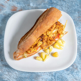 Yarım Ekmek Arası Tavuk Izgara görseli