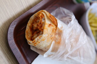 Xl Domatesli Acıktım Tavuk Döner Dürüm görseli