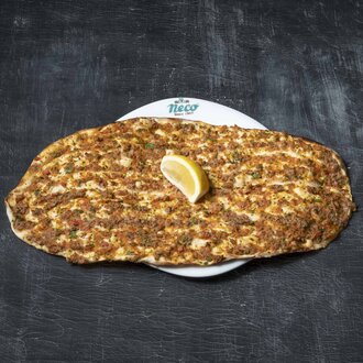 Sarımsaklı Lahmacun görseli