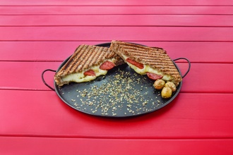 Kepekli Karışık Tost görseli