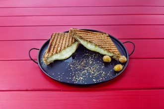 Kepekli Kaşarlı Tost görseli