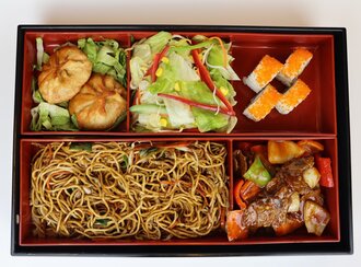 Bento Box Sichuan Beef Menü görseli