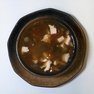 Tom Yum Tavuk Çorbası görseli