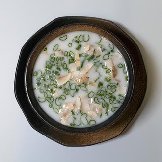 Hindistan Cevizi Sütlü Tavuk Çorbası görseli