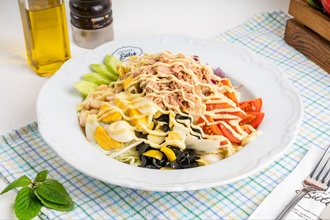 Ton Balıklı Salata görseli