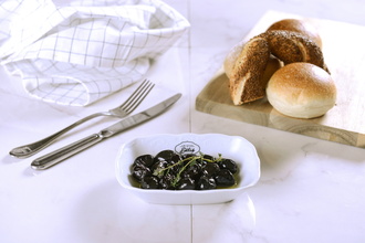 Siyah Zeytin görseli