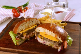 Cheeseburger görseli