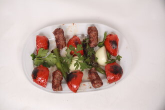 Domatesli Kebap görseli