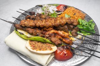 Karışık Kebap (Tavuklu) görseli